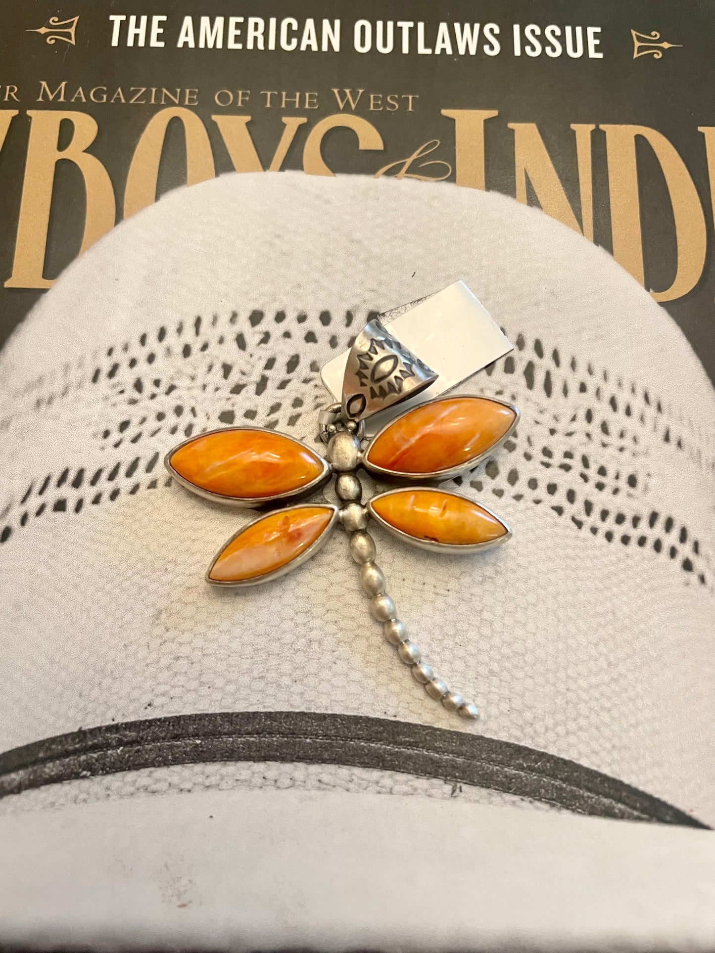 Spiny Oyster Dragonfly Pendant