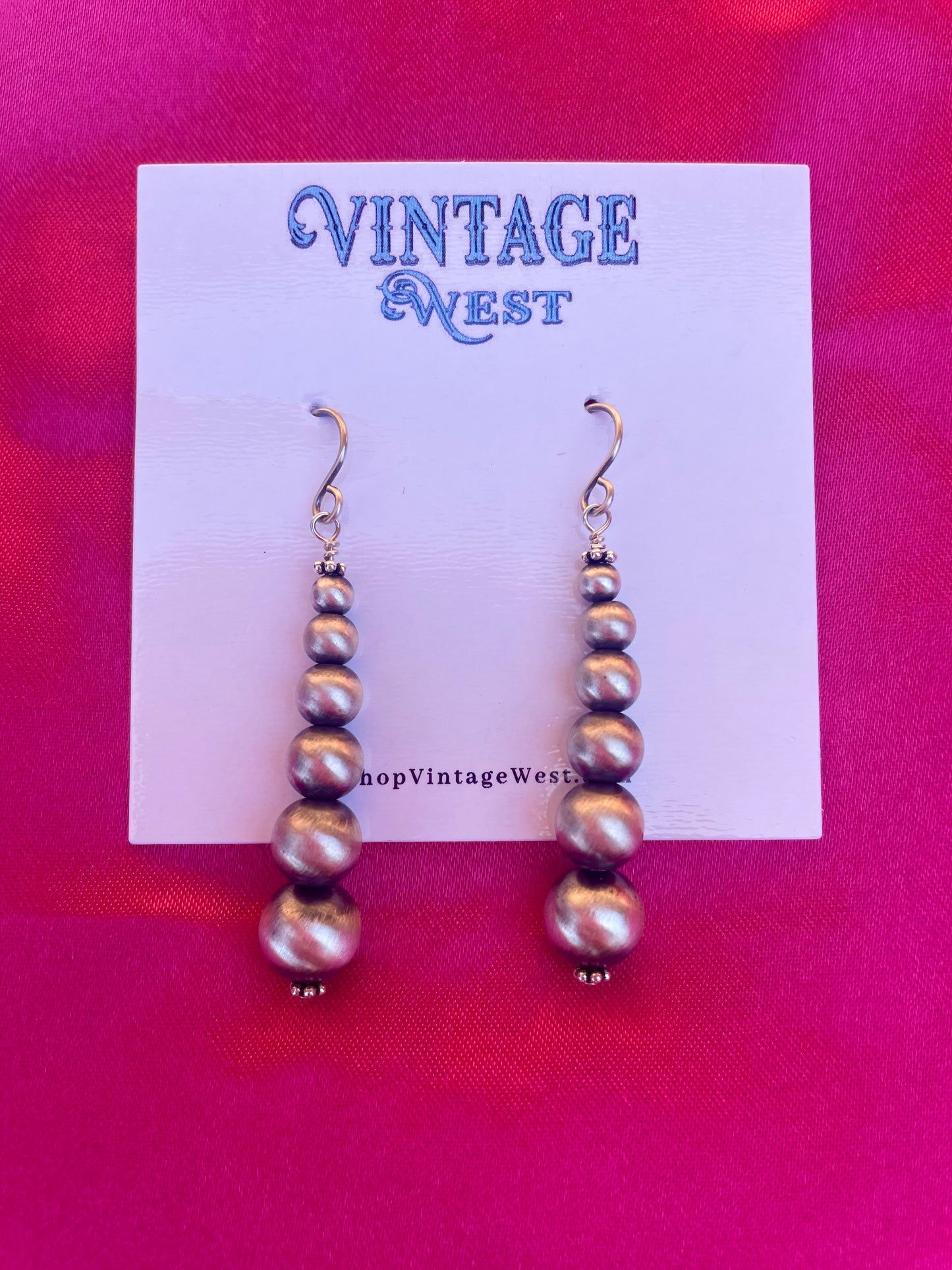 Graduated Pearl Earrings
