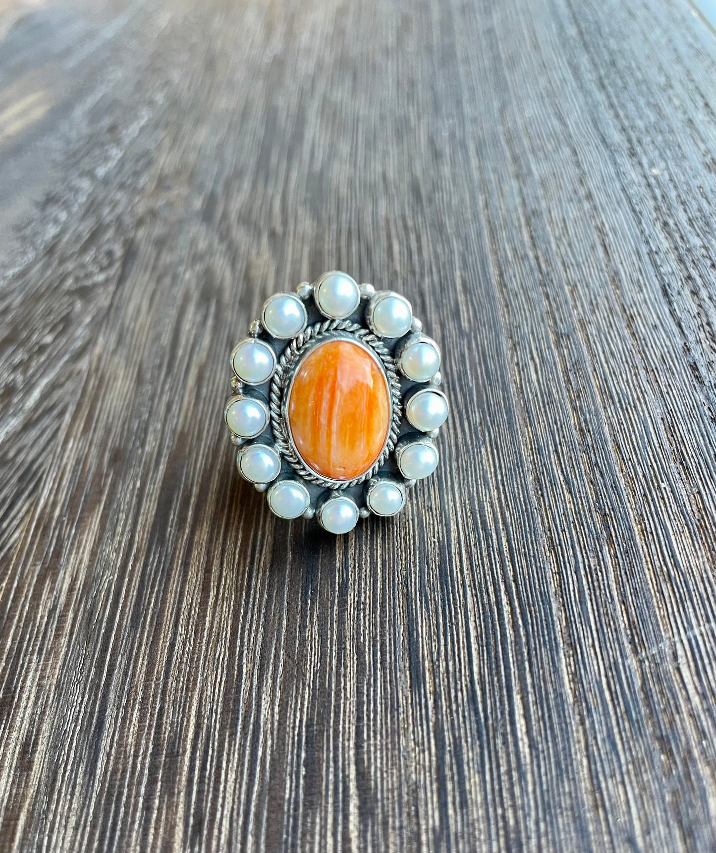 122. Mother of Pearl and Spiny Ring