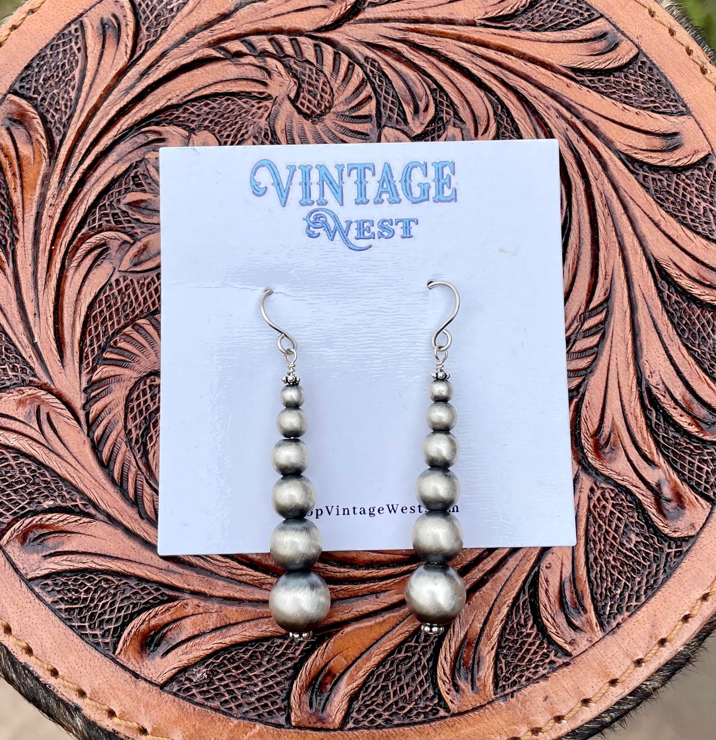 Graduated Pearl Earrings
