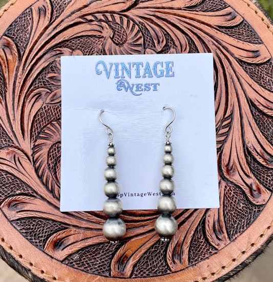 Graduated Pearl Earrings